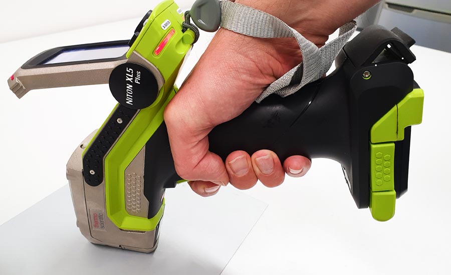 دستگاه XRF دستی